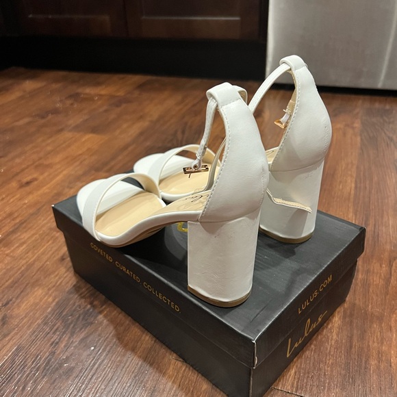 Elegant White Women's Heels - Picture 3 of 3